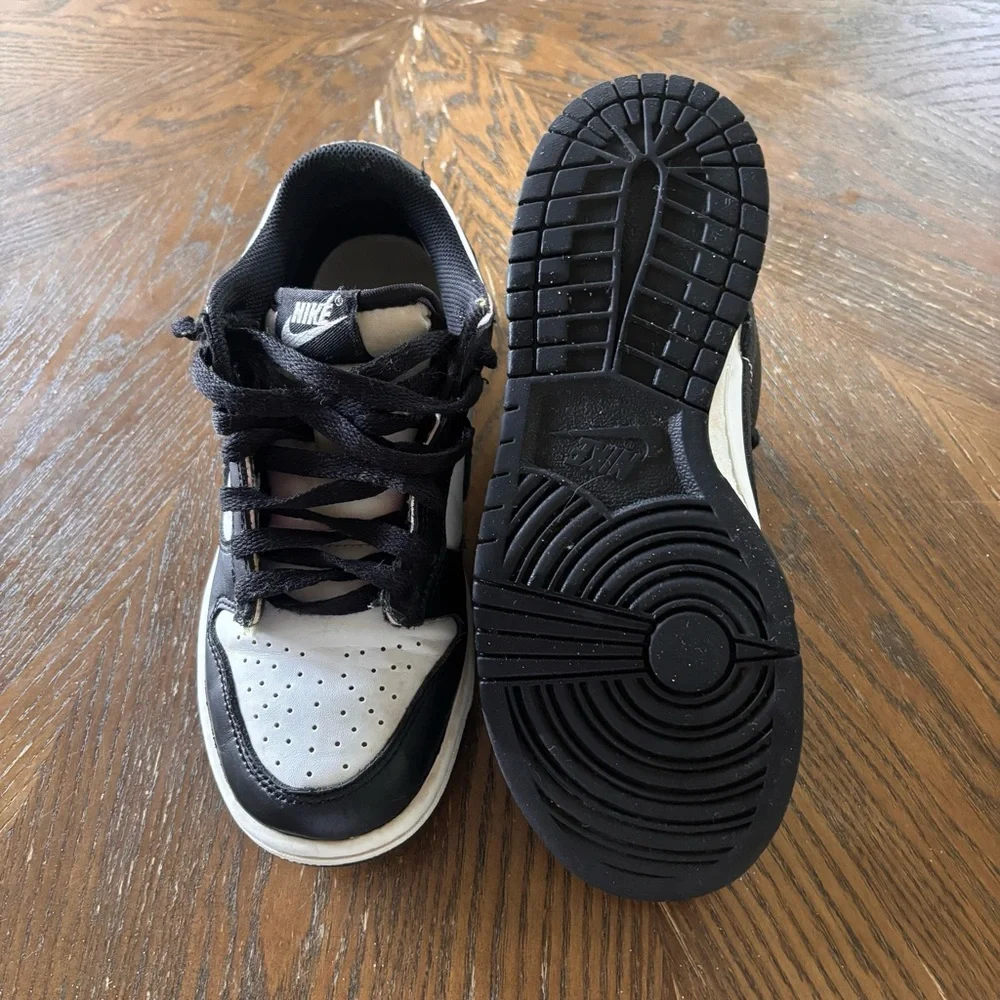 Nike Dunk Low Panda Black White GS Size 4Y Youth Shoes CW1590-100 - Picture 5 of 7